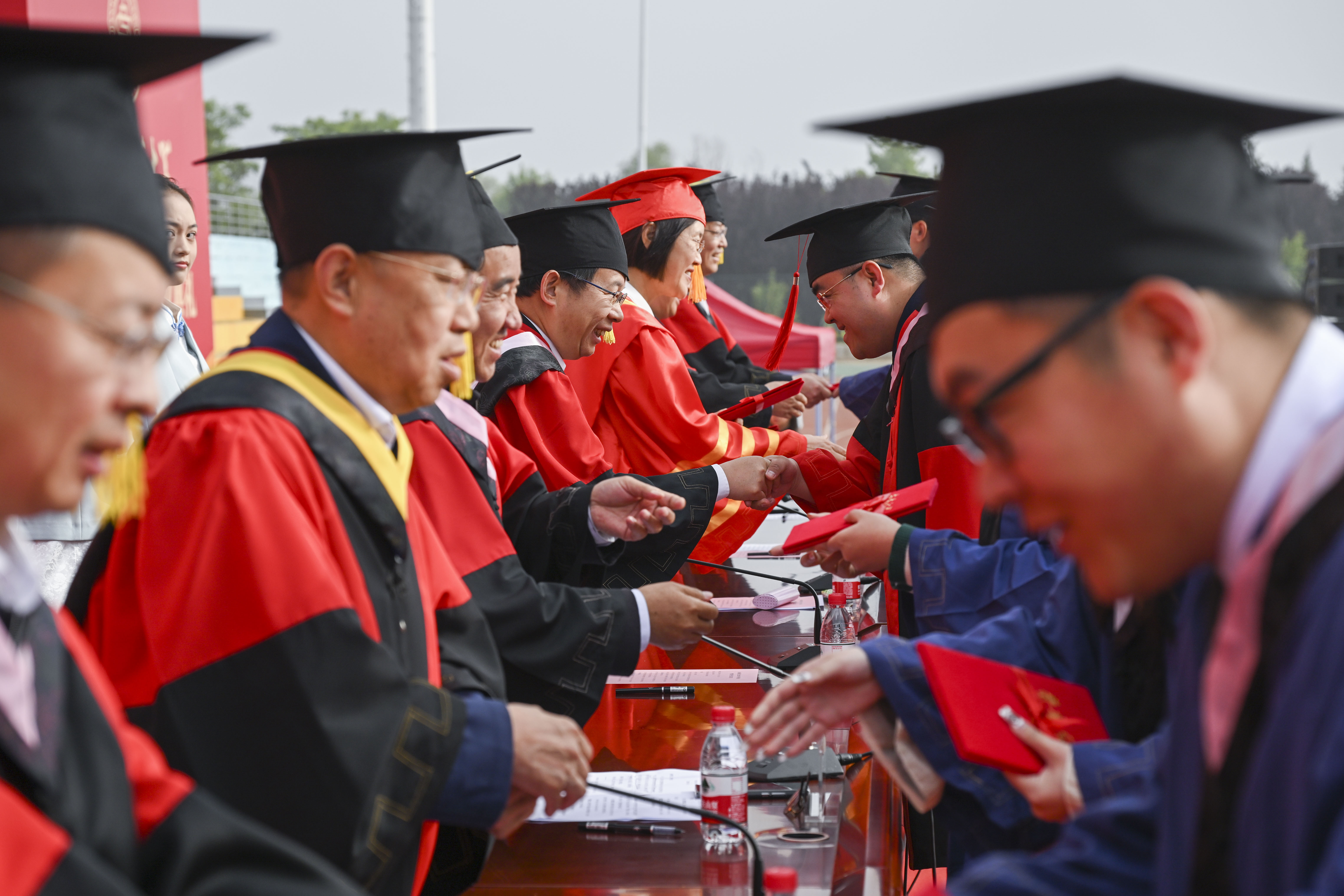 山西师范大学2023年毕业典礼暨学位授予仪式举行
